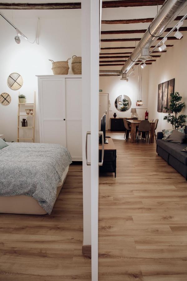 トゥデラApartamento Mercadalアパートメント エクステリア 写真